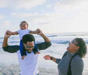 famille à la plage